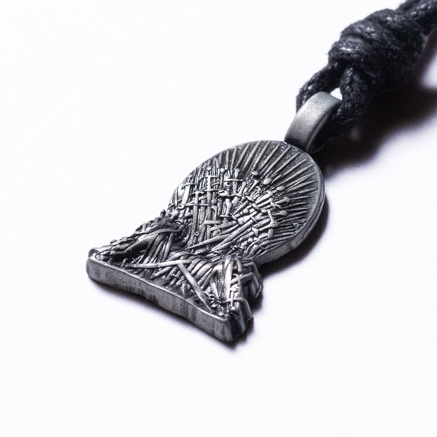 Iron Throne - Pendant